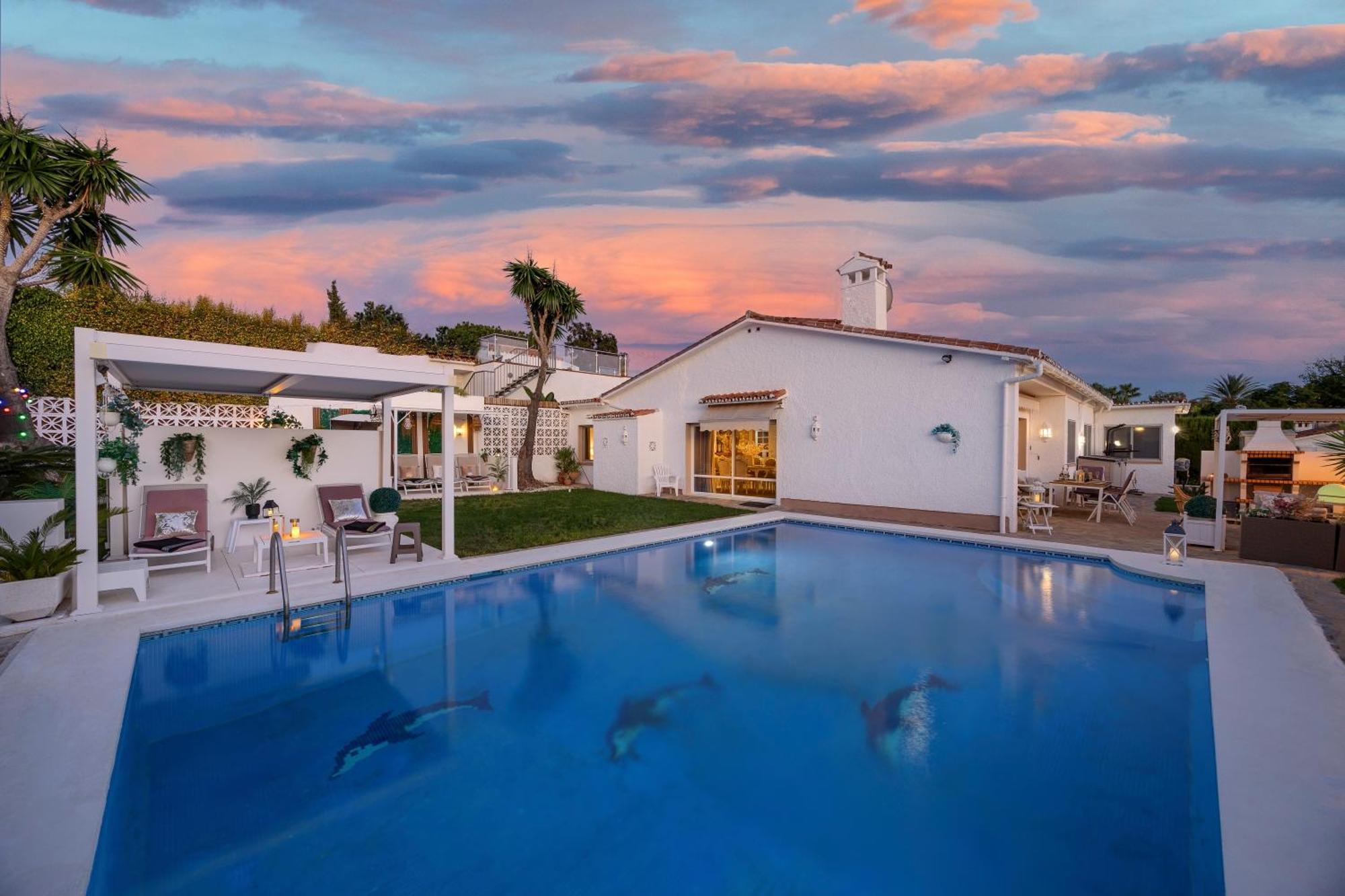Villa Casacara Marbella Beachside Costabella -Spain 外观 照片