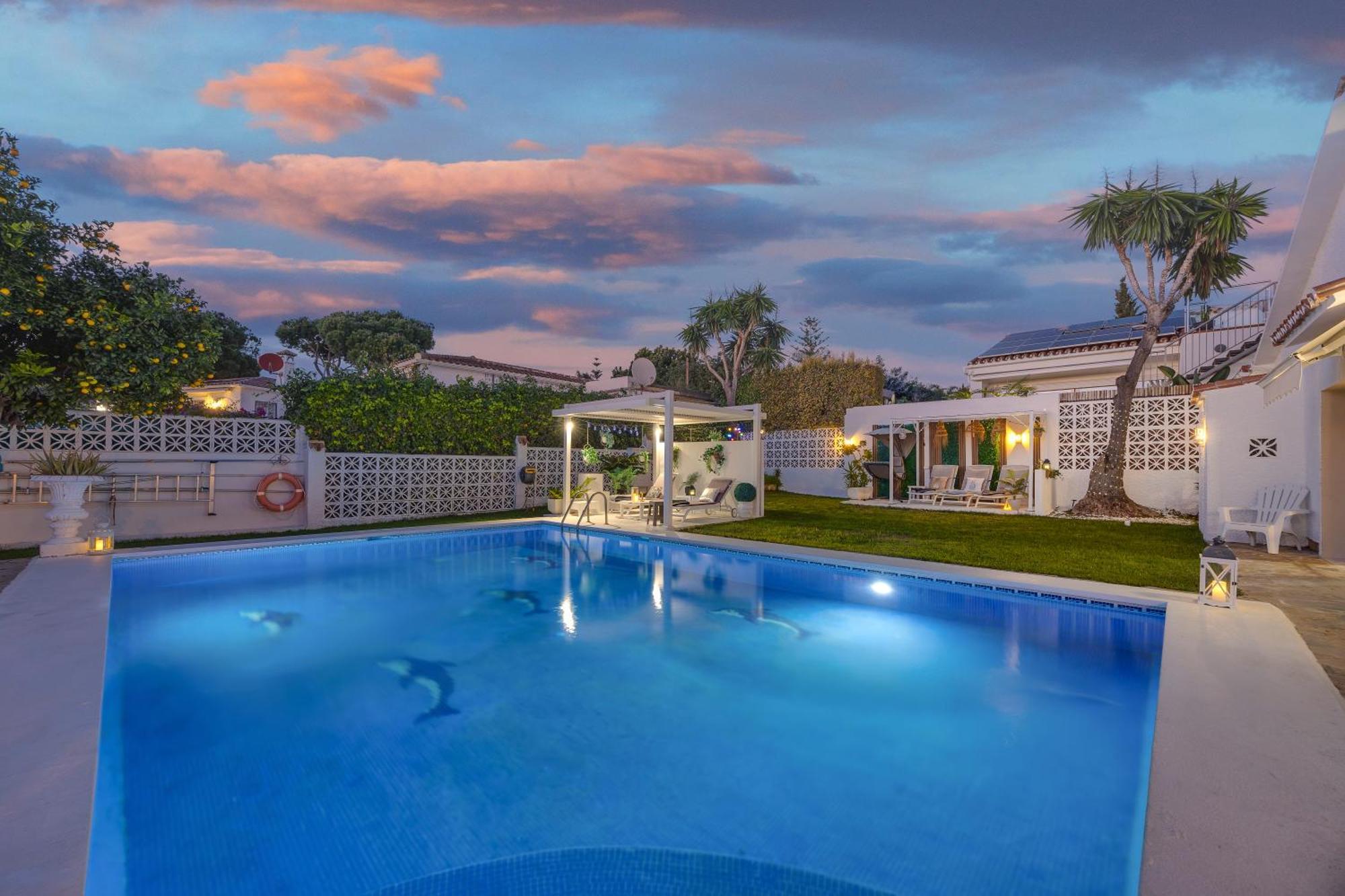 Villa Casacara Marbella Beachside Costabella -Spain 外观 照片