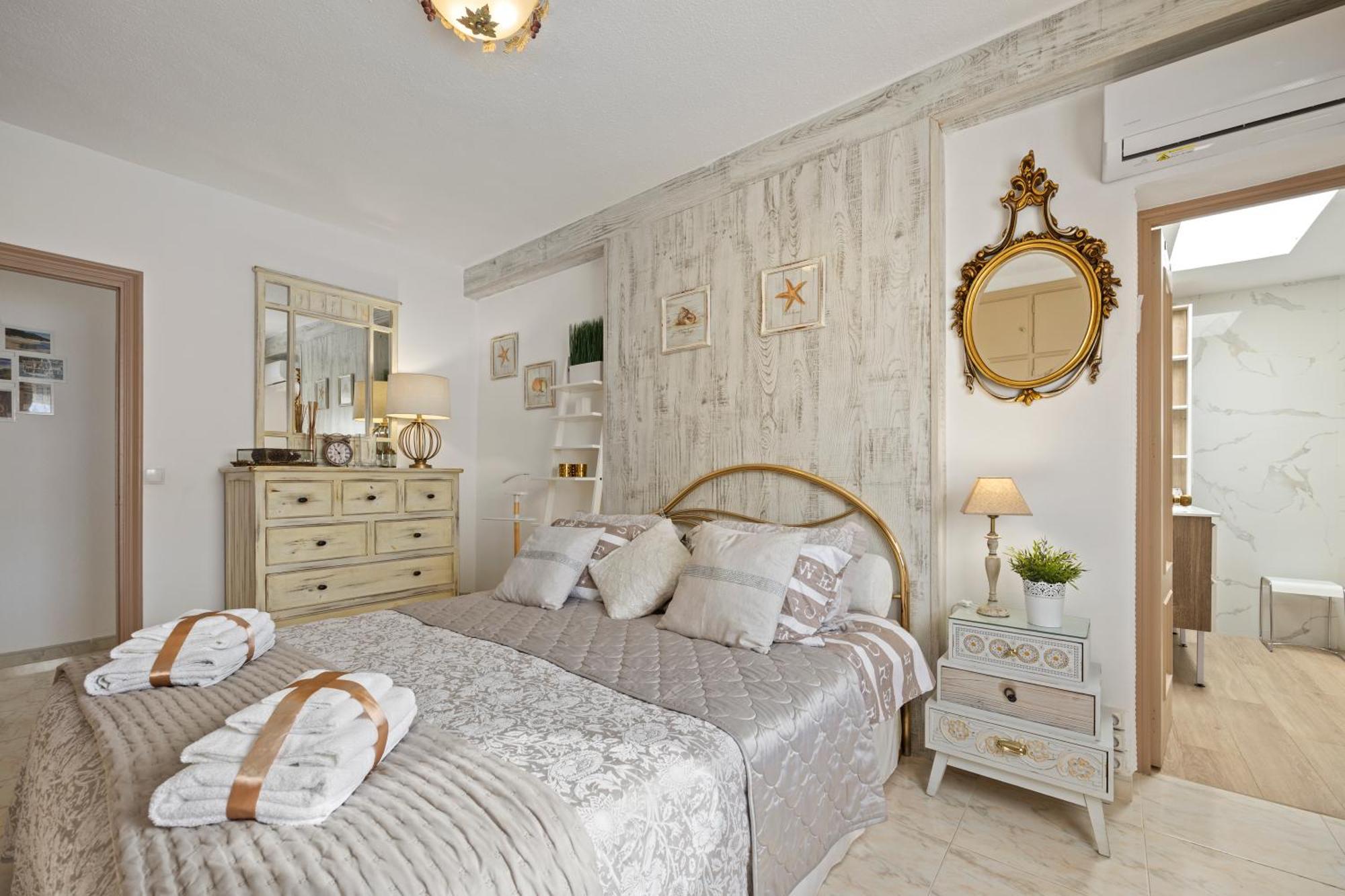 Villa Casacara Marbella Beachside Costabella -Spain 外观 照片